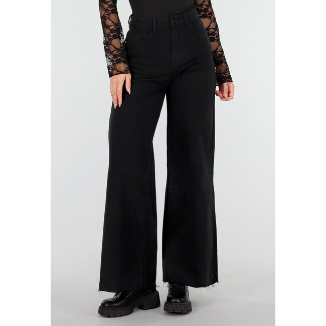 Redial Jeans Schwarze Stretchjeans mit weitem Bein
