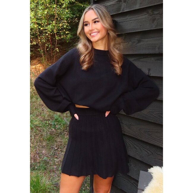 Schwarzes 2-teiliges Strick-Set mit Pullover und Rock