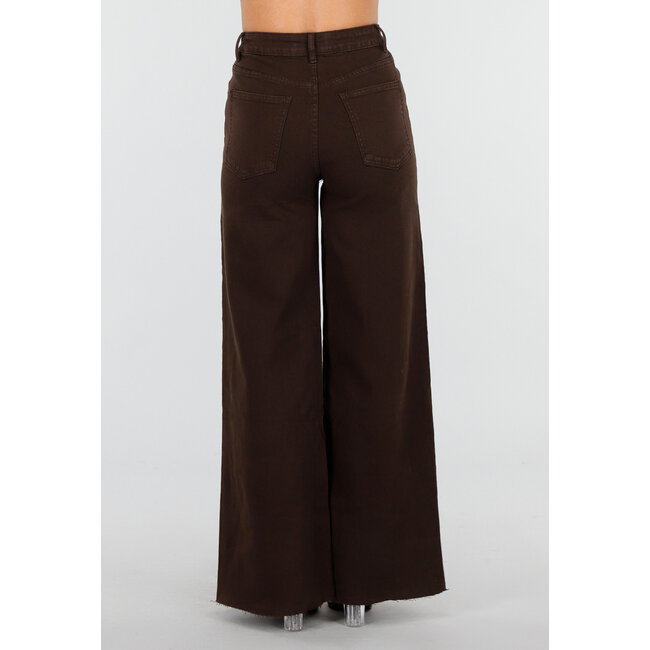 Braune Wide Leg Jeans mit ausgefranstem Saum