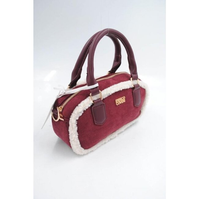 Rote Wildlederhandtasche mit weißem Fellbesatz und langem Schulterriemen