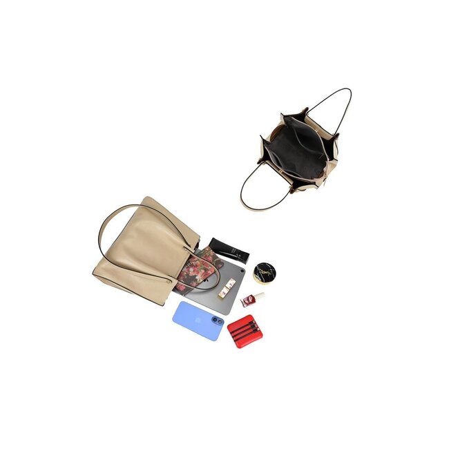 Beige Shopper mit doppelten Schulterriemen und Faltenbildung