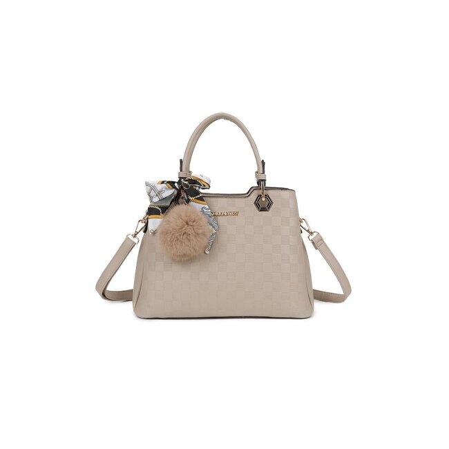 Beige Handtasche mit kariertem Relief, Schal und Pompon