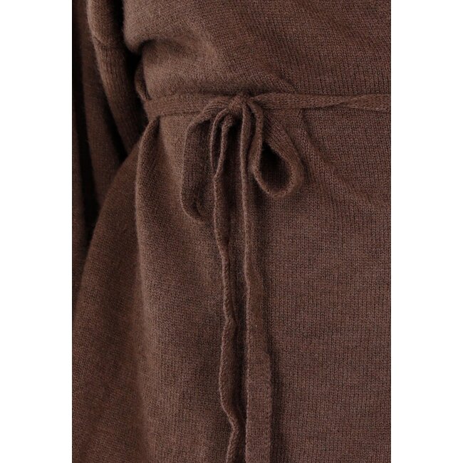 Braunes Strickset mit Reversoberteil und weiter Hose