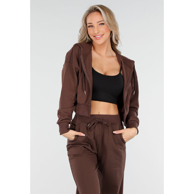 Brauner Hausanzug mit Weste und gerader Hose