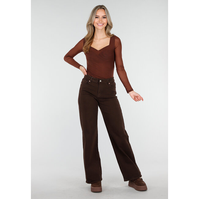 Braunes Mesh-Oberteil mit langen Ärmeln und herzförmigem Ausschnitt