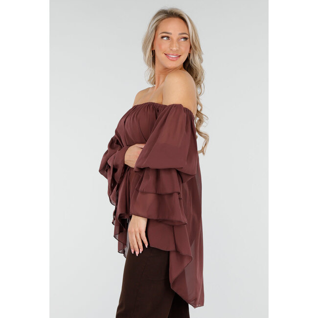 Dunkelbraune Off-Shoulder-Bluse mit weiten Ärmeln und Volant