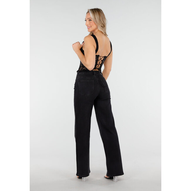 Schwarzes Spitzenkorsett-Oberteil mit Bügeln und gepolsterten Cups