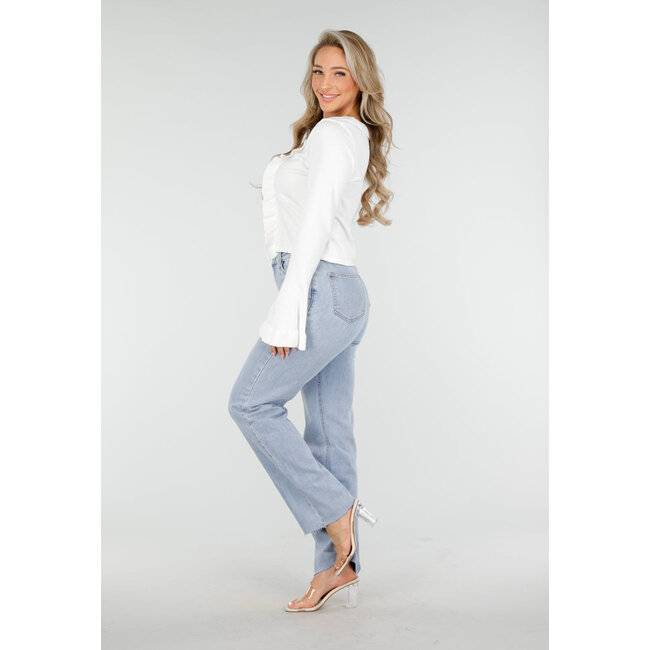 Weißes Langarmshirt mit Rüschen und Schleifenverschluss vorne