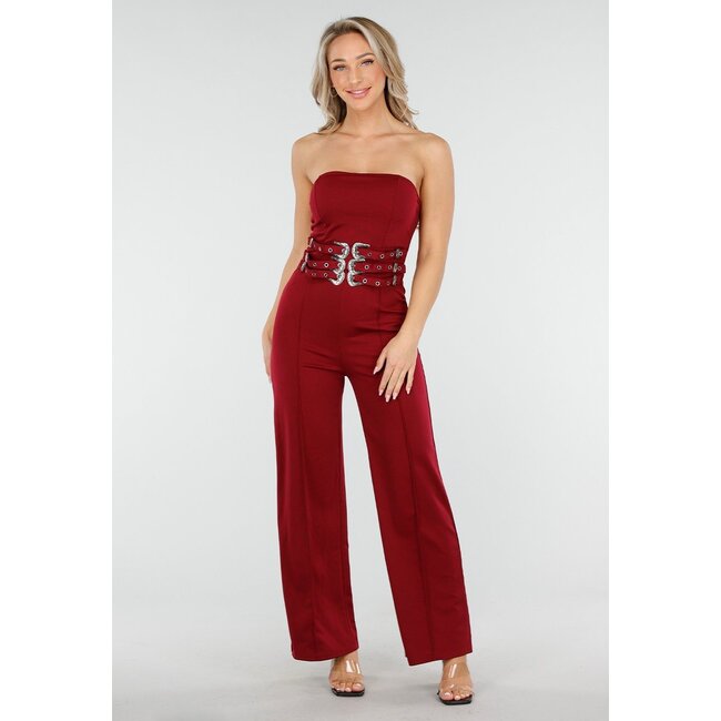 Bordeauxroter trägerloser Jumpsuit mit Schnallen und geraden Beinen