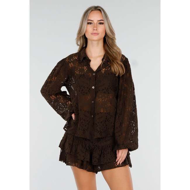 Dunkelbraunes Spitzen-Zweiteiler-Set mit Bluse und Shorts