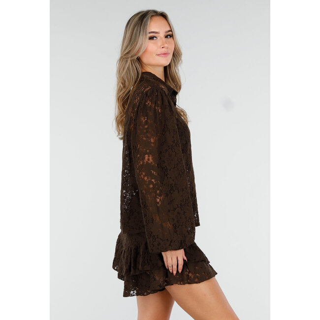 Dunkelbraunes Spitzen-Zweiteiler-Set mit Bluse und Shorts