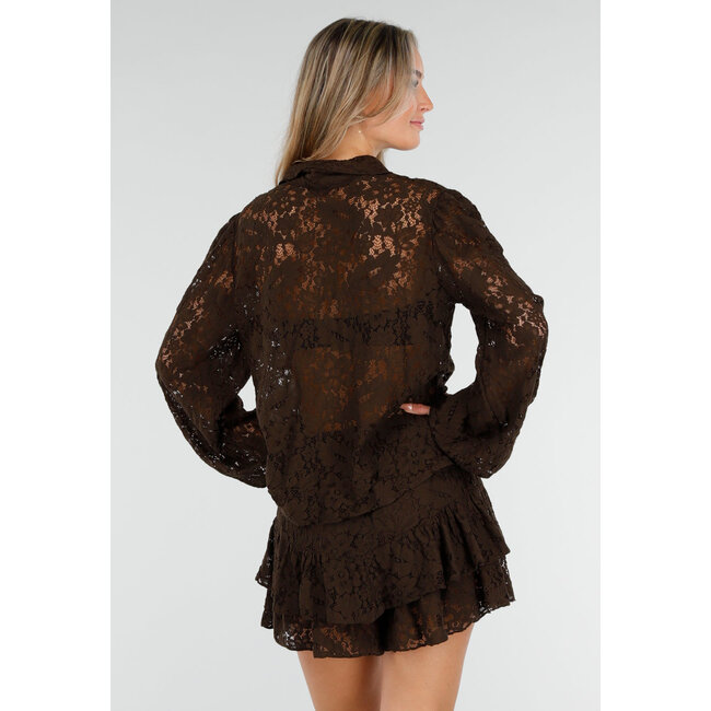 Dunkelbraunes Spitzen-Zweiteiler-Set mit Bluse und Shorts