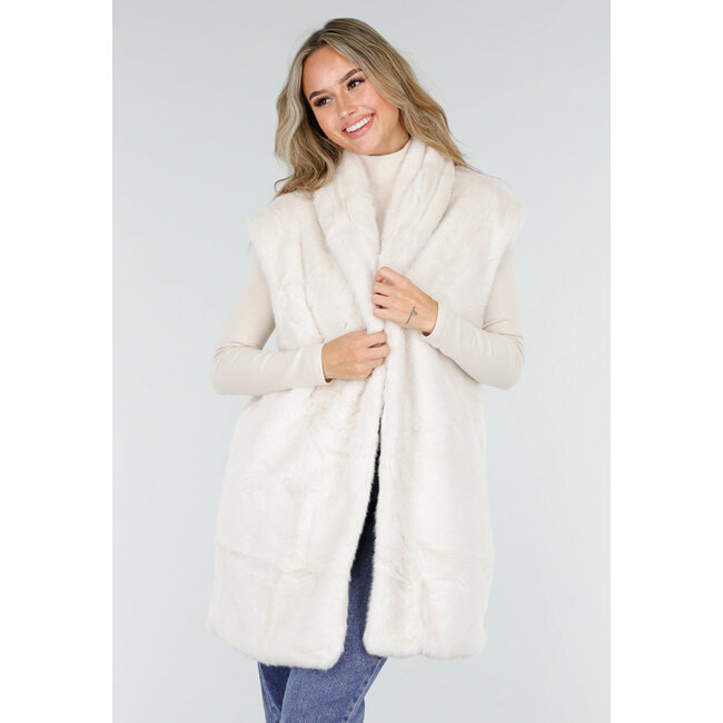 Cremefarbener Faux Fur Bodywarmer mit Gürtel
