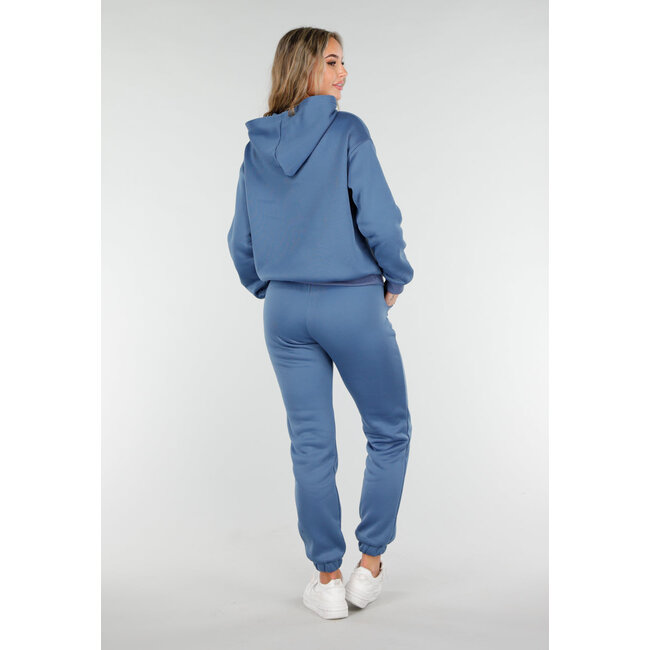 Blauer Jogginganzug mit Kapuze und Kordelzug