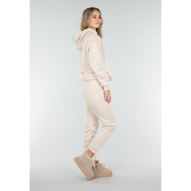 Beige Jogginganzug mit Kapuzenpullover