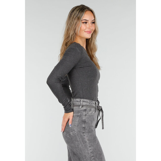 Dunkelgraues One-Shoulder-Top mit langen Ärmeln