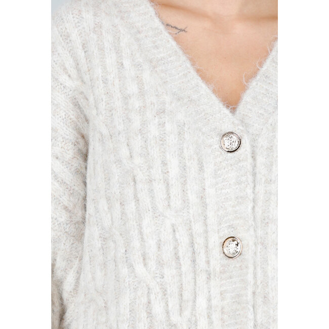 Beige gestrickte Oversize-Strickjacke mit goldfarbenen Knöpfen