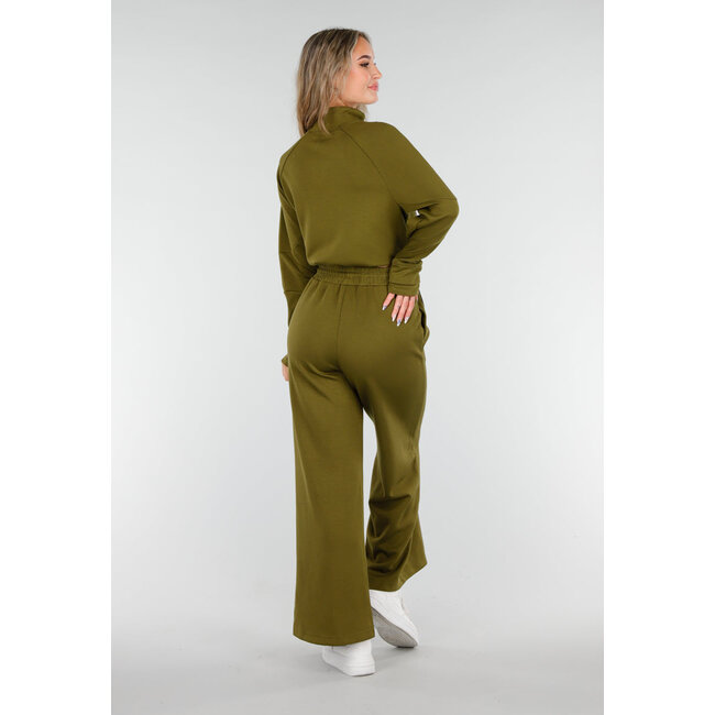 Olive Green Cropped Lounge Sweater mit halbem Reißverschluss und hohem Kragen