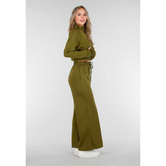 Olive Green Cropped Lounge Sweater mit halbem Reißverschluss und hohem Kragen