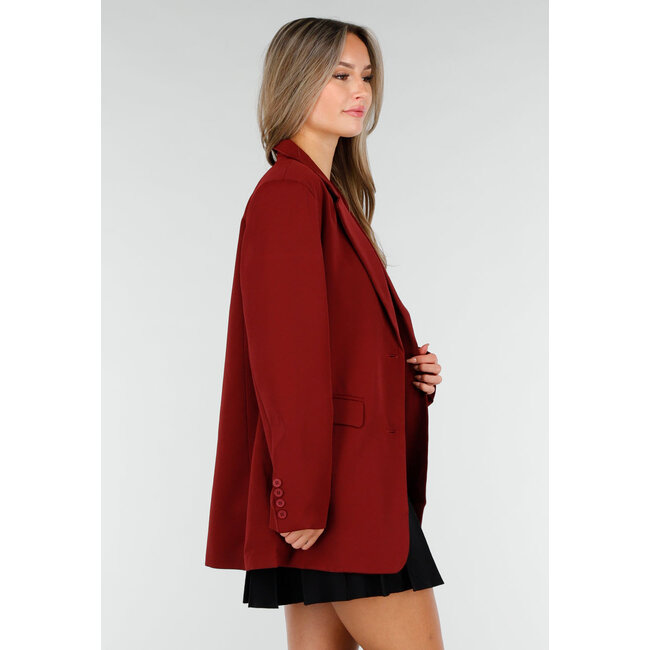 Bordeauxroter Oversized-Blazer mit Knopfverschluss und Reverskragen