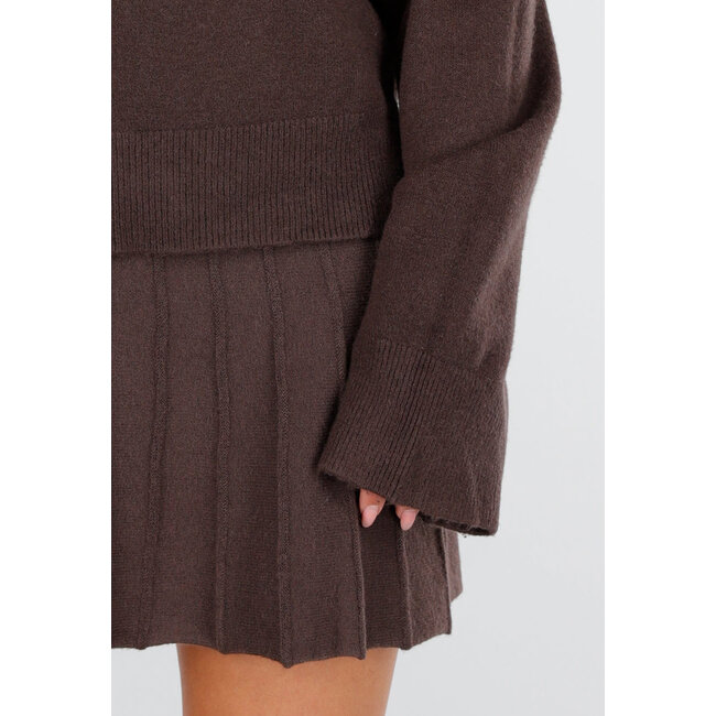 Dunkelbraunes 2-teiliges Strick-Set mit Pullover und Rock