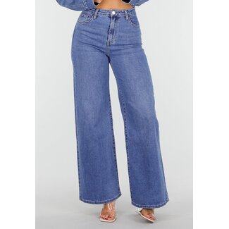 Blaue Stretchjeans mit hoher Taille und weitem Bein