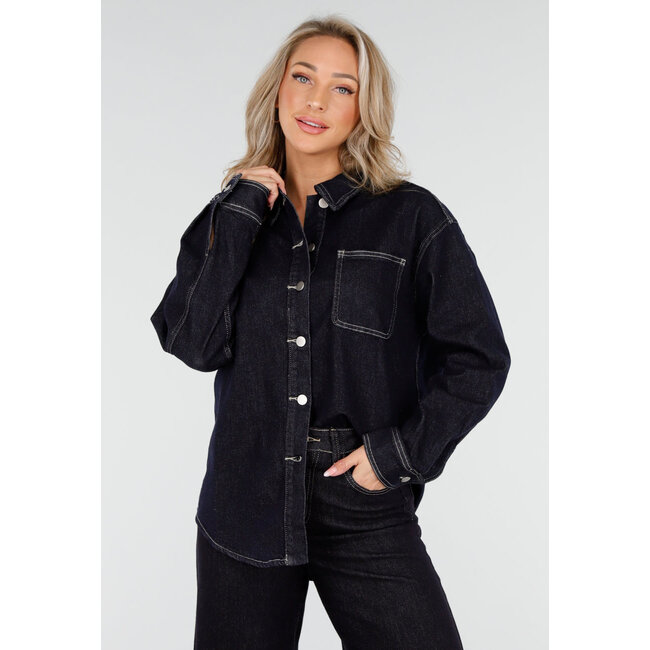 Dunkelblaue Jeansbluse mit langen Ärmeln und Knöpfen