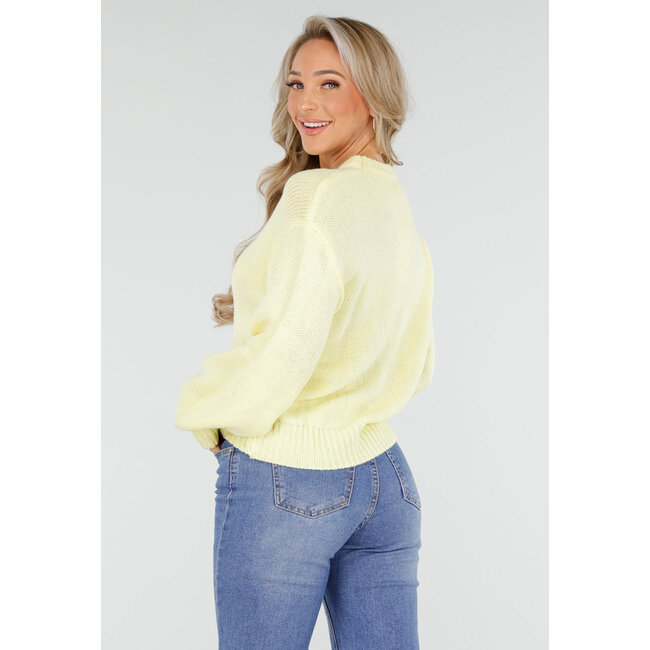 Gelber, grob gestrickter Oversize-Pullover mit Rundhalsausschnitt