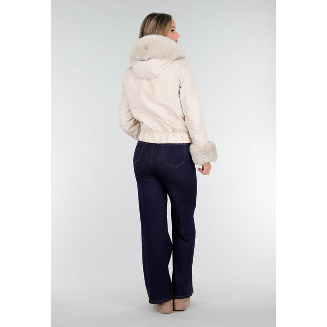 Beige Jacke mit Kunstfellkragen und Manschetten