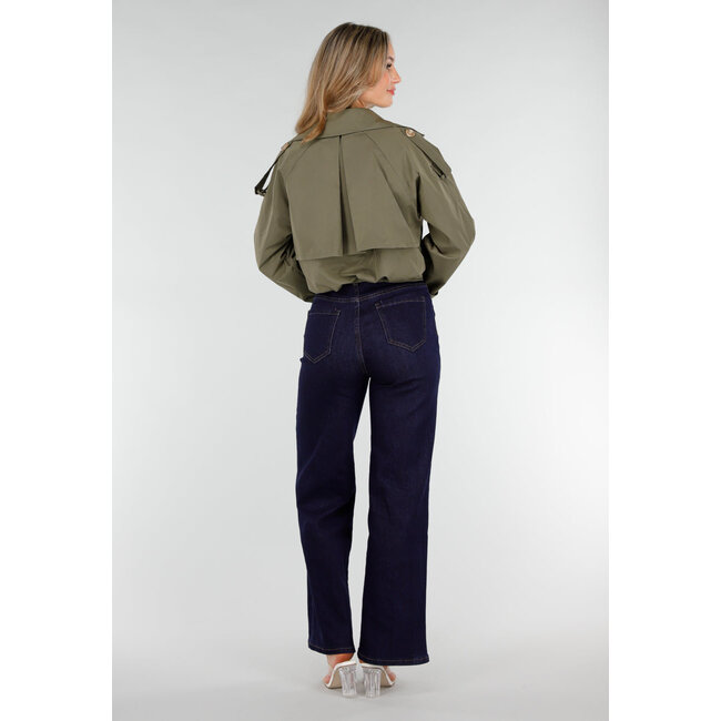 Cropped Trenchcoat Olivgrün mit breitem Revers und doppelter Knopfleiste