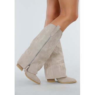 Beige Cowboystiefel mit Stickerei