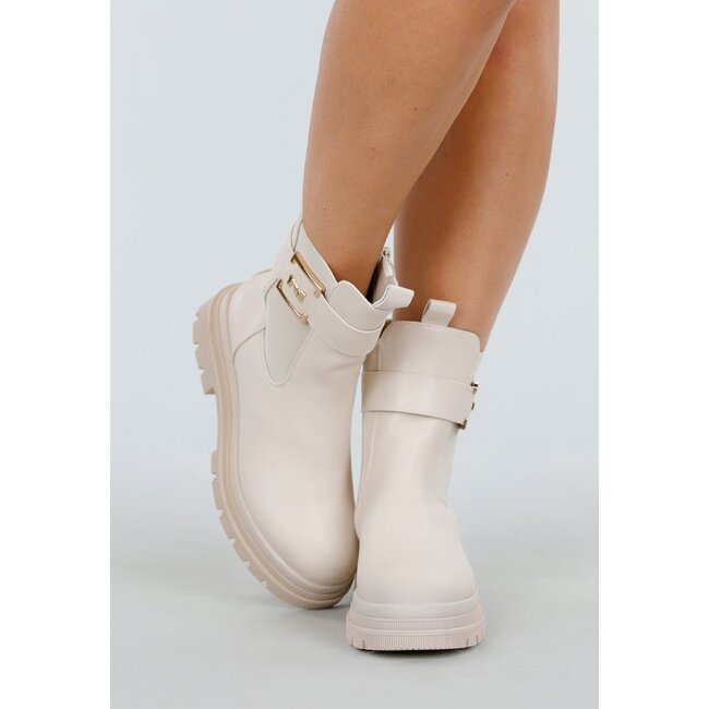 Beige Stiefeletten mit Schnalle und Profilsohle im Chunky-Look