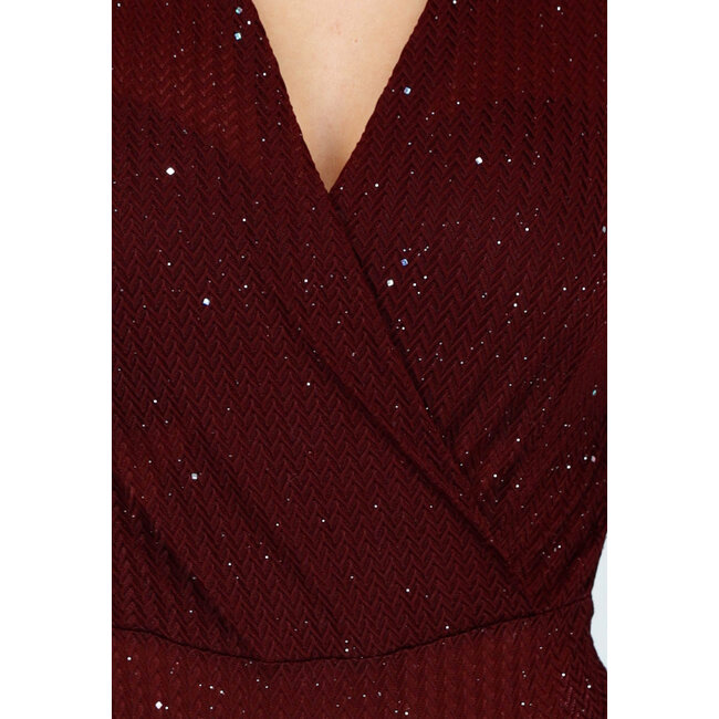 Bordeauxroter Glitzer-Body mit V-Ausschnitt und langen Ärmeln