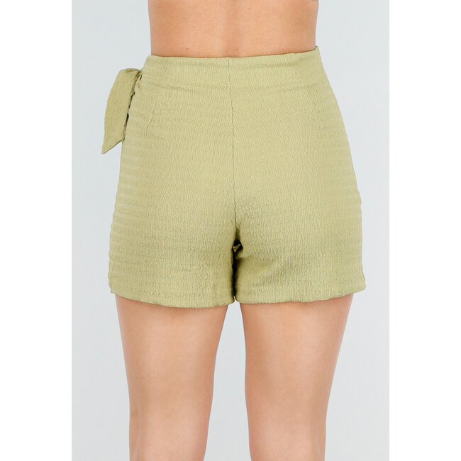 Olivgrüner Skort mit Revers und Schleifendetail aus Leinenstoff