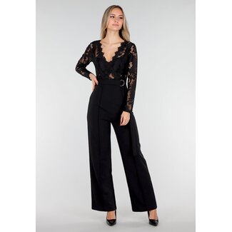 Schwarzer Spitzenjumpsuit