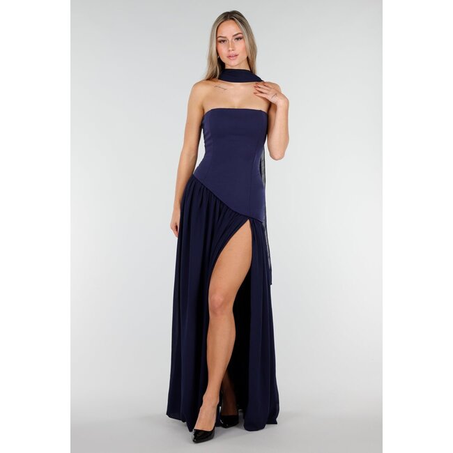 Dunkelblaues trägerloses Maxi-Stretchkleid mit Schlitz und Halstuch