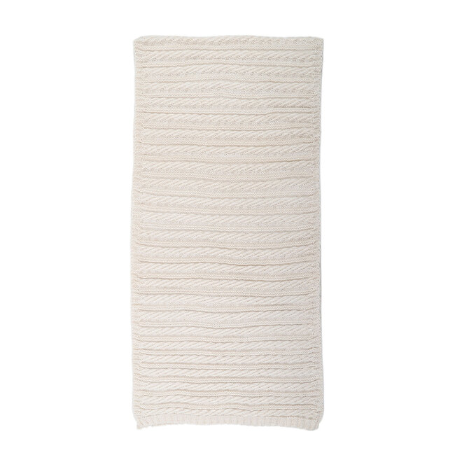 Schimmernder Schal aus Kabelstrick