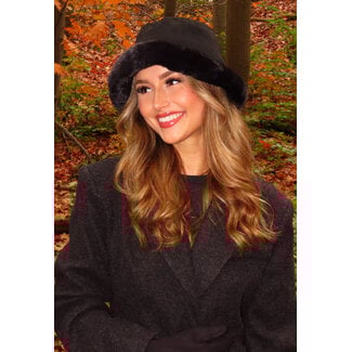 Eimerhut in Wildlederoptik mit Pelzfransen