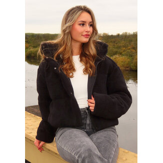 Schwarze kurze Teddyjacke