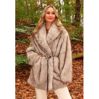 Beige Pelzmantel mit Gürtel