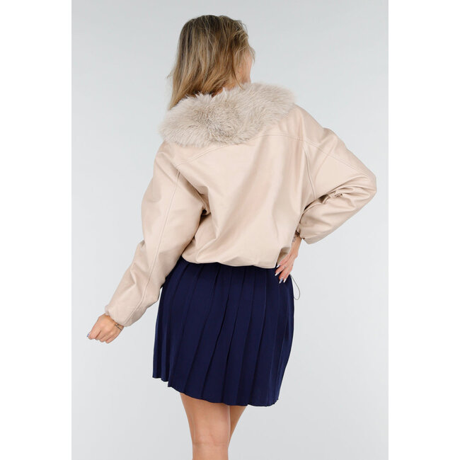 Beige Lederoptik Jacke mit Kunstfell