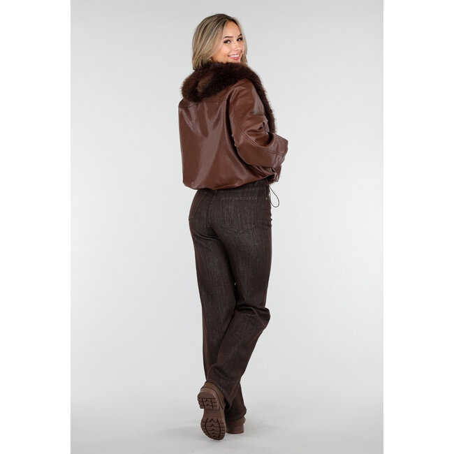 Dunkelbraune Lederoptik-Jacke mit Kunstpelzkragen und locker fallender Passform