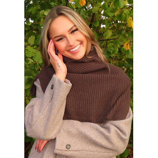 Gestrickter Schal Braun