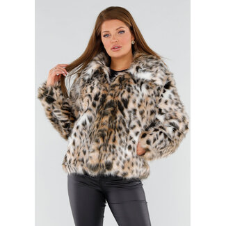 Pelzmantel mit Leopardenmuster