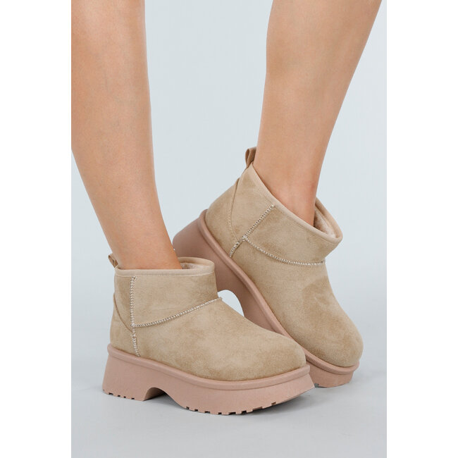 Beige Snowboots mit Plateau