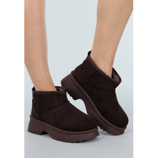 Braune Snowboots in Wildlederoptik