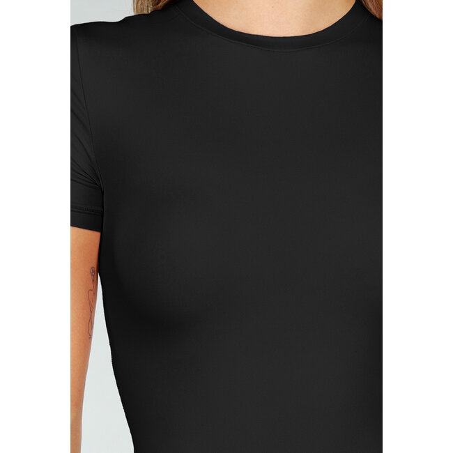 Schwarzer String-Body mit kurzen Ärmeln und Rundhalsausschnitt