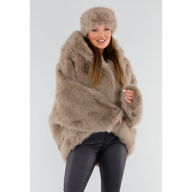 Beige Gebreide Muts met Brede Faux Fur Rand