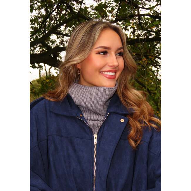 Strick-Schal mit hohem Kragen