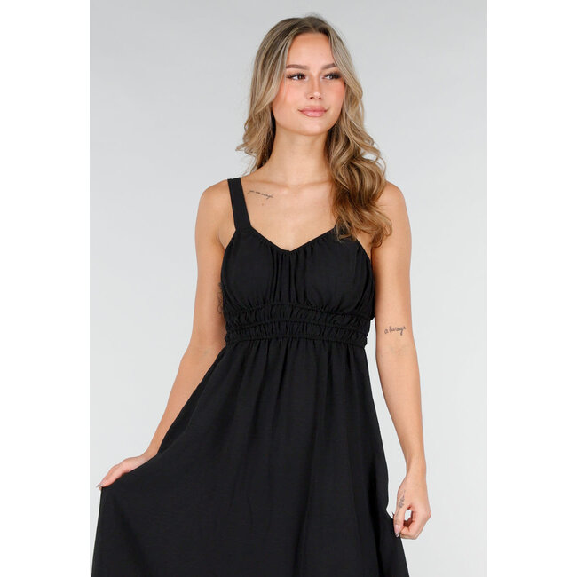 Schwarzes Midikleid mit breiten Trägern und Stretchanteil